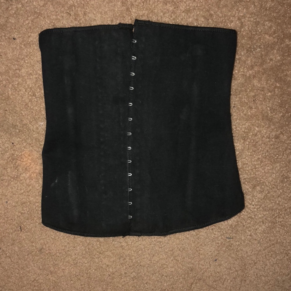WAIST TRAINER